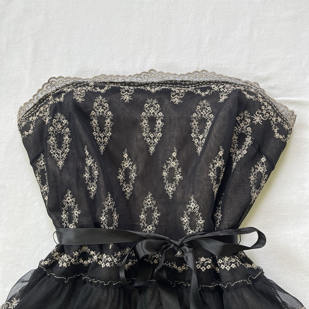 Y2K BCBG Maxazaria Cupcake Dress Strapless Evening Size 6 Lace Tulle Tiered Vtg - Picture 4 of 13